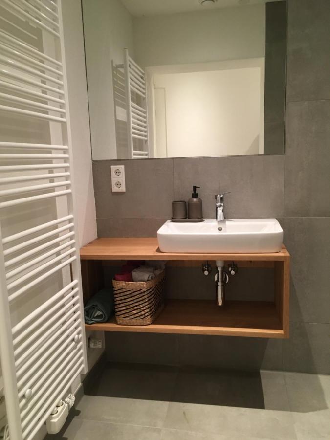 Ferienwohnung Rotes Haus 슈나이타크 외부 사진